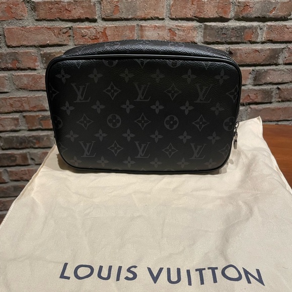 Louis Vuitton Toiletries Bag - Picture 1 of 2